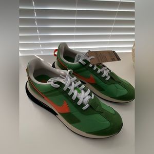 Men’s Nike- Green Sneakers